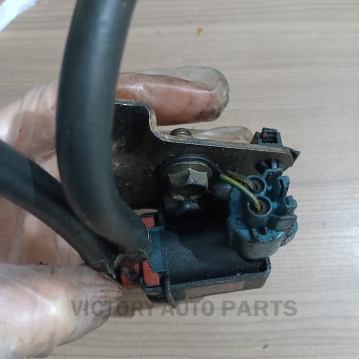 Vacum Switch Vacuum Valve Angin AC DAIHATSU 17650-97204 1.3 TURBO DAIHATSU YRV 136200-1880 Denso Asl