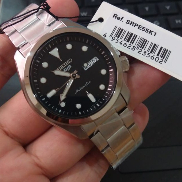 Jam Tangan Pria Seiko 5 Sports SRPE55K1 Silver Black Original