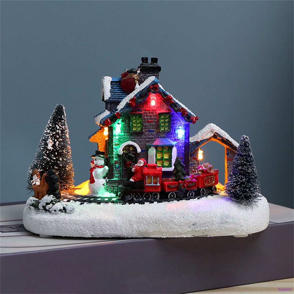 Ornamen Rumah Desa Salju Bahan Resin Dengan Lampu Led Luminous Untuk Dekorasi Pohon Natal