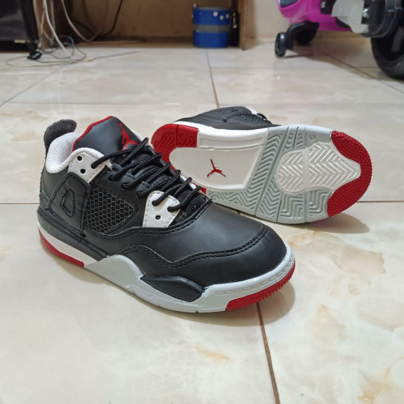 jordan 4 size 3