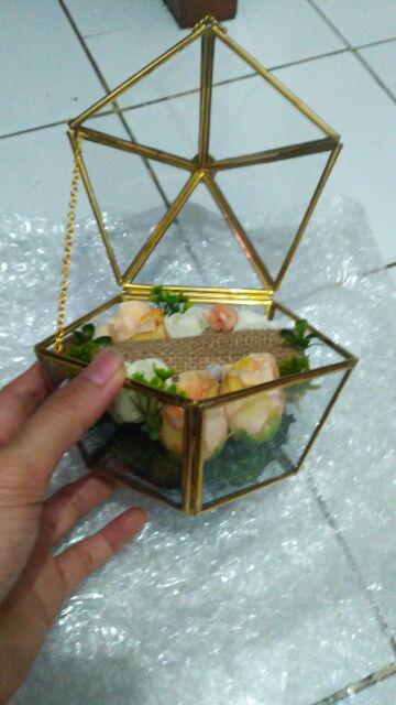 Ring Bearer Tempat Cincin Kaca Terarium