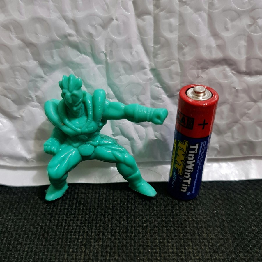 Action Figure Chibi Dragon Ball Goku Android 16 Mainan Anak Jadul