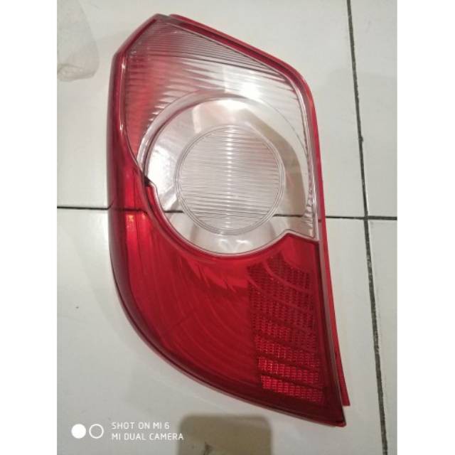 LAMPU BELAKANG AYLA - AGYA 1PCS  | SATUAN MIKA LAMPU STOP - LAMPU MOBIL - AKSESORIS EKSTERIOR MOB-