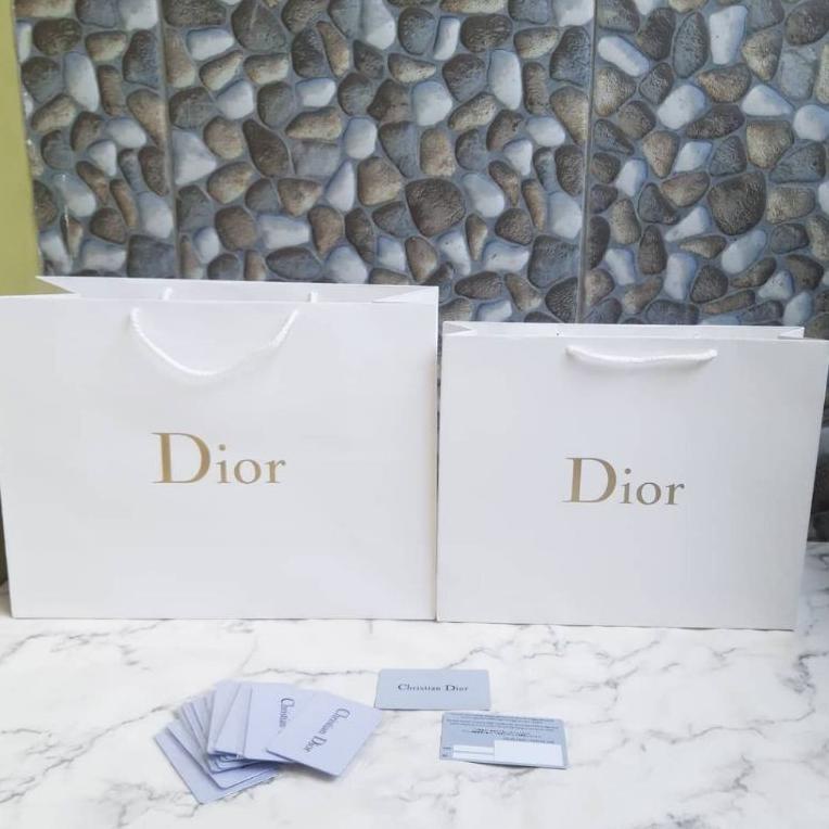 

QDE Paperbag DR Gold Size Besar Kotak Sepatu Kartu Sertifikat Branded Terkenal➳☯ (Diskon Promo)Terupdate ➳