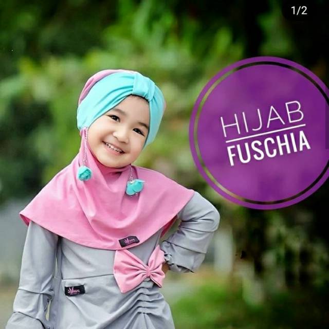 Hijab fuschia warna pink kombinasi tosca