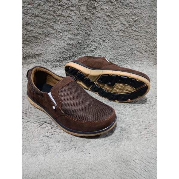 Promo !!sepatu YONGKI KOMALADI casual kulit asli