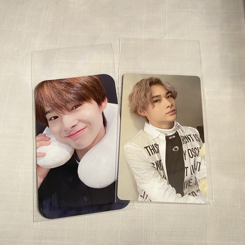 Neck pillow ni-ki & border carnival versi hype