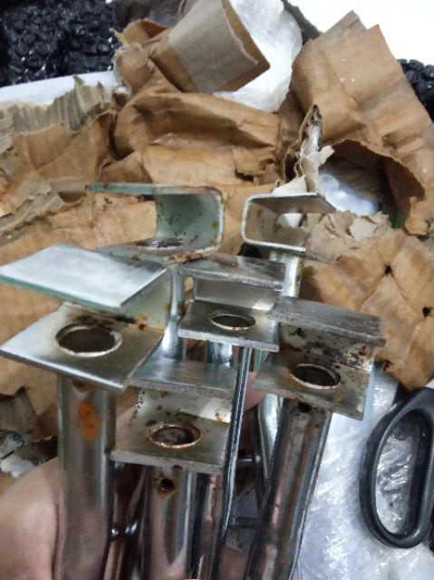 Hanger Suling 6 Paku Pipa Kotak Tekuk U