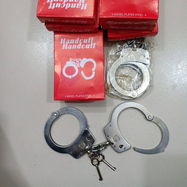 Borgol Tangan HandCuff