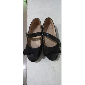 prelove sepatu anak perempuan merk crocodile original