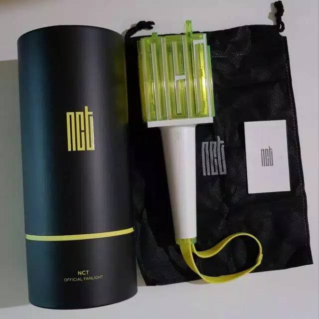 Bayar Di Tempat Lightstick Konser Kpop Exo Versi 1 Warna Hitam Untuk Penggemar Shopee Indonesia