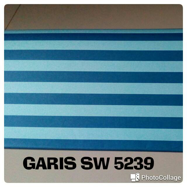 

KERTAS KADO SANSAN WAWA/SANWA GARIS SW5239