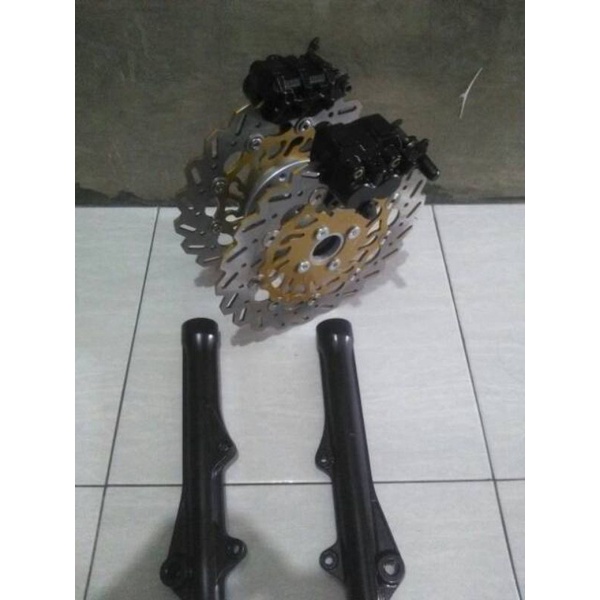 sepake tromol depan custom double cakram double disk  cocok buat Vario Beat Mio Scopy supra dll