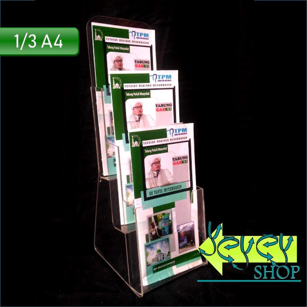 

Tempat Brosur Akrilik Acrylic ukuran sepertiga A4 - 3 susun onderdi