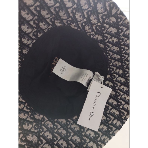 Bucket Hat Dior keren