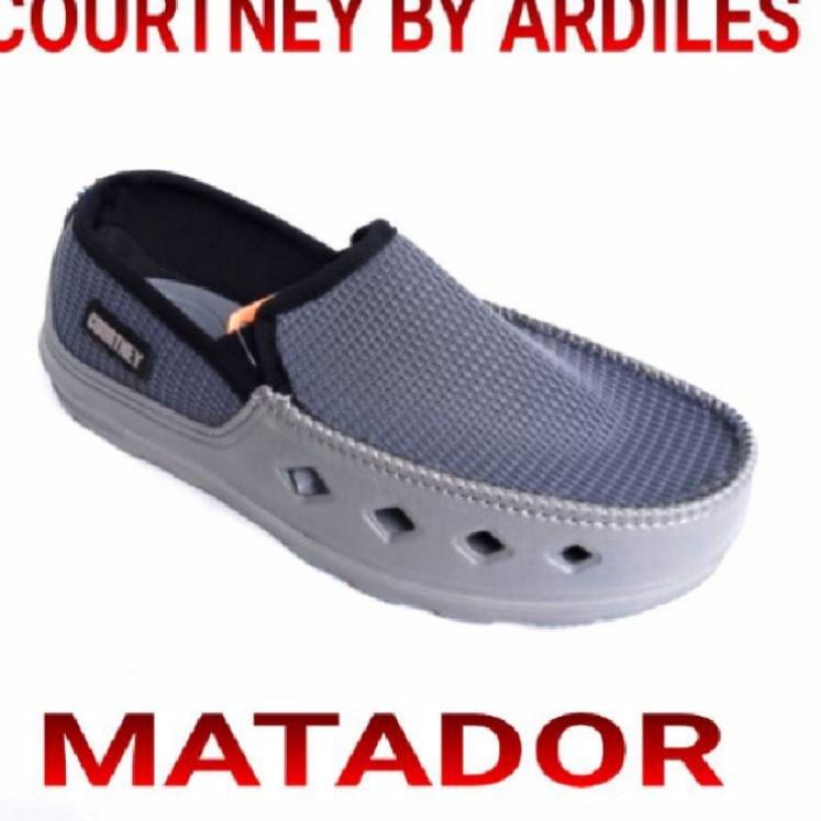 Jangan Ketinggalan order..  sepatu pria/sepatu slop/sepatu karet/sepatu courtney ardiles/SPIDER