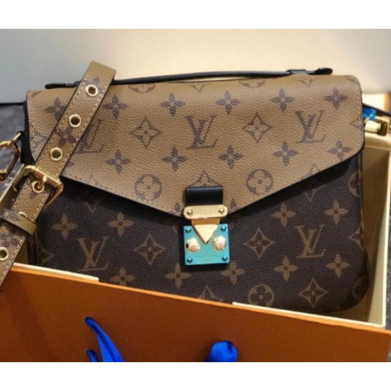 tas LV metis reverse 2 tone monogram 25cm