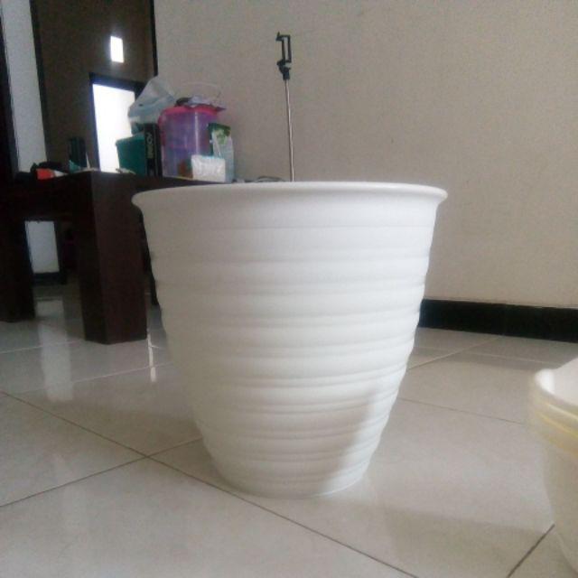 Pot Bunga Tawon Putih Tinggi(pirus) 30cm +tatakan Putih Original
