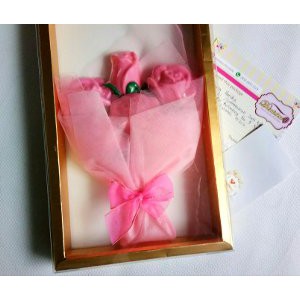 

Jual Buket Bunga Mawar dari coklat 2D Diskon