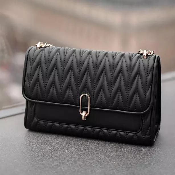 Amour Bag Black by Local id