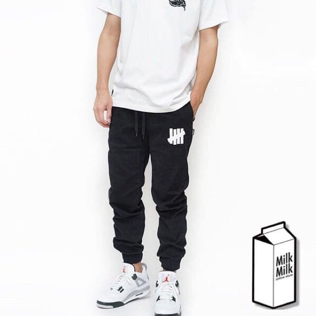 CELANA PANJANG JOGER JOGGER TRAINING SWEATPANTS UNDEFEATED OLAHRAGA HIGHT CLASS