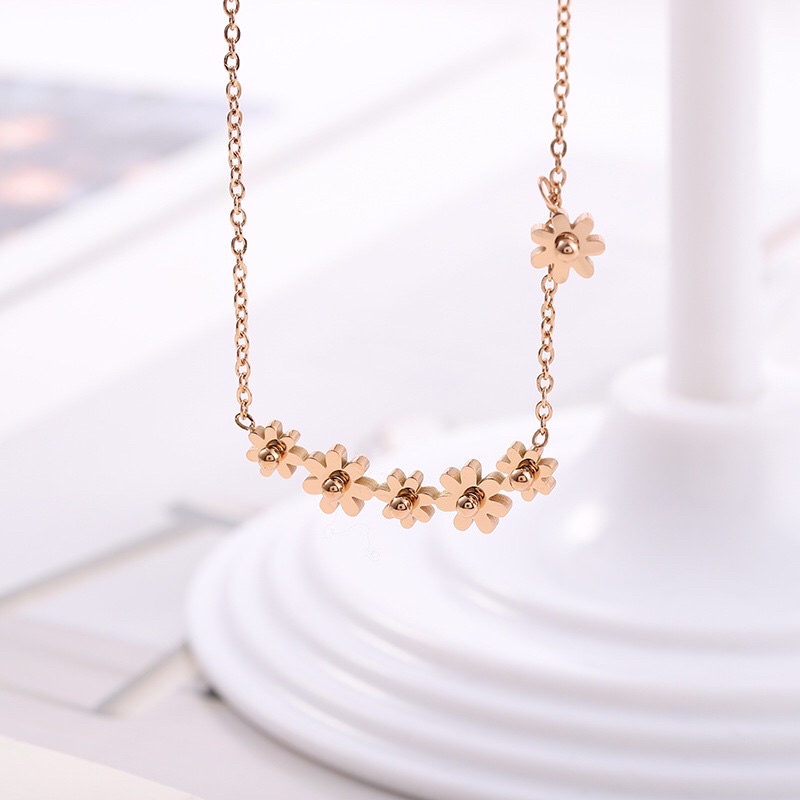 Kalung Titanium 6 Bunga Daisy Korean Style Warna Rosegold