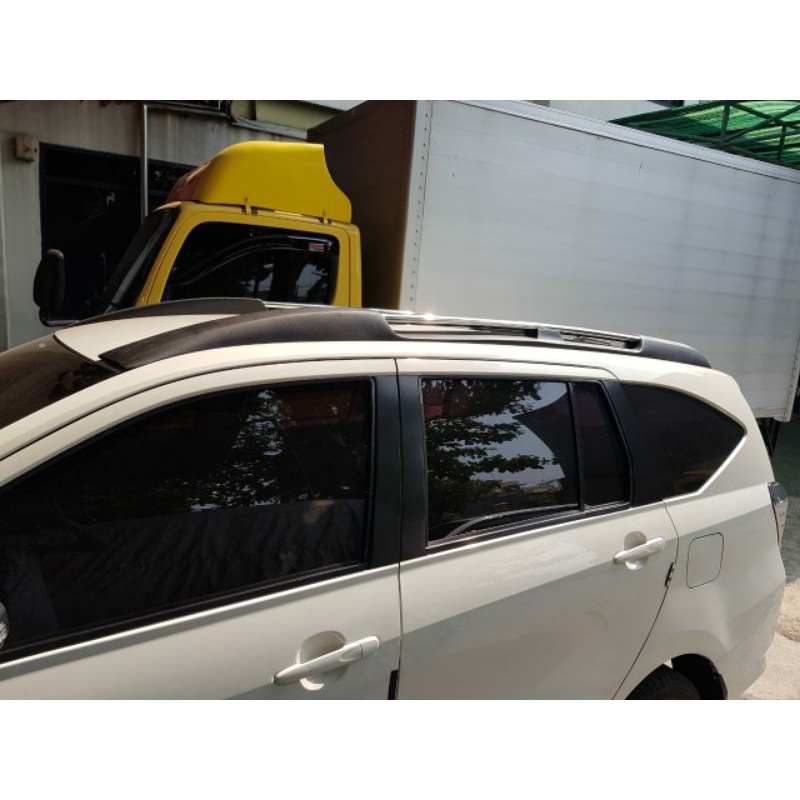 Roof rail sporty roof rack calya/sigra