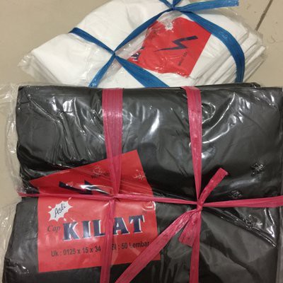 Kantong Plastik Hitam Kecil 15 x 0125 x 34 isi 50 Kresek KILAT