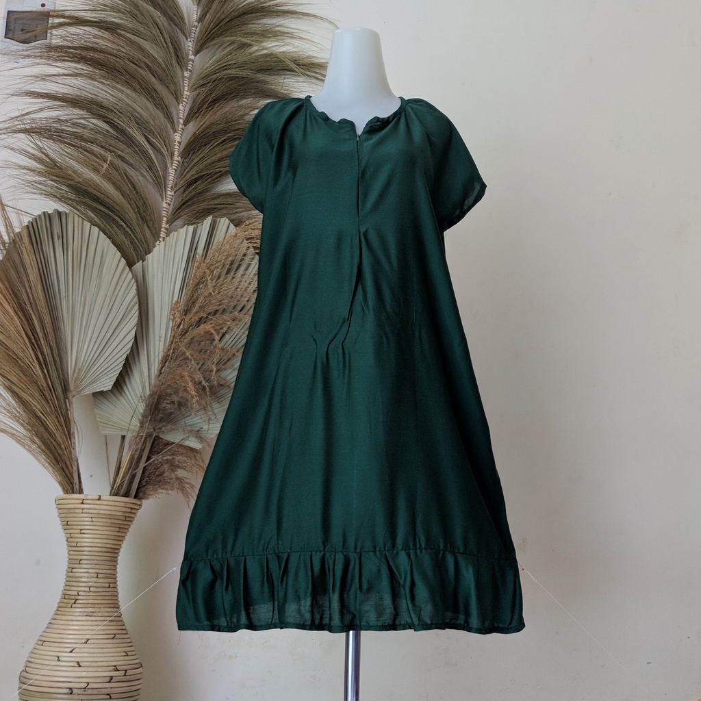 Daster Mega Polos Ruffle / Rempel Selutut Jumbo XXL LD 120 Bahan Rayon Busui Friendly by Kadina-Polos Hijau Botol
