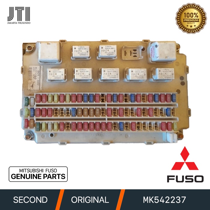 RUMAH SIKRING FUSE BOX MITSUBISHI FUSO FN62 MK542237