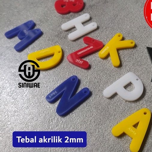 Custom Gantungan Kunci Akrilik Huruf 2mm Ganci Latter Acrylic Warna Tulisan Font Abjad Laser Cutting 2 mm