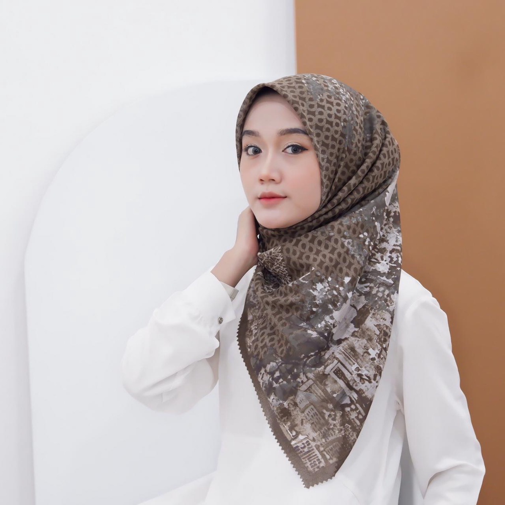 Square Motif Maira Part 1
