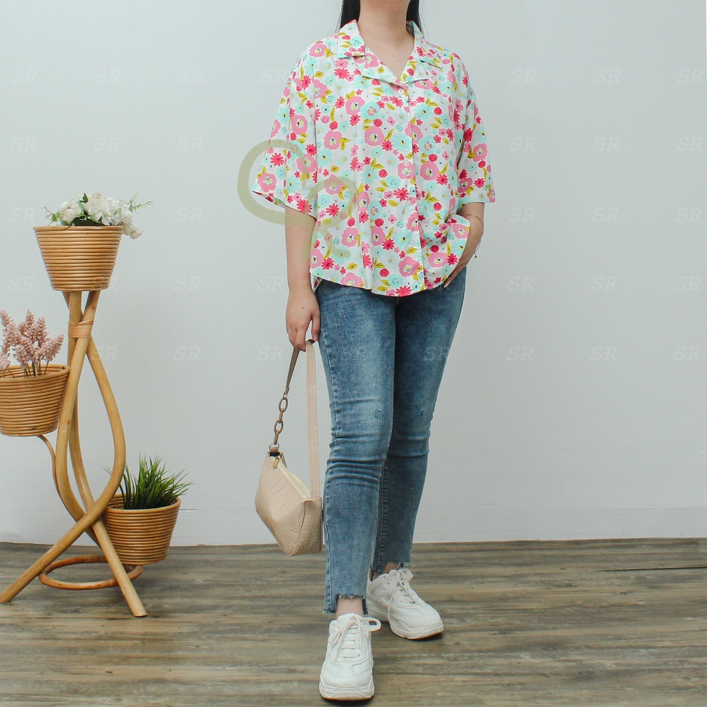 Kemeja Motif Oversize Casual Santai Wanita Premium Rayon Ringan Dingin