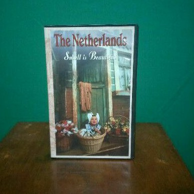 Kaset VHS The Netherlands Small is Beautiful