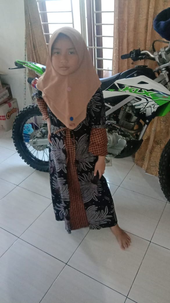 Wou Batik Couple Busui Sibulan Family Model Gamis Adipati Keluarga Anak Cewek Dan Cowok - Kg053