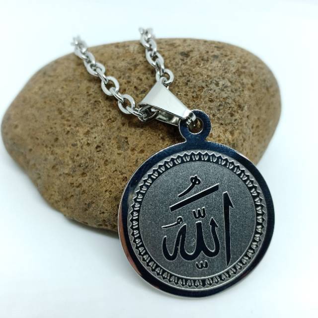 ⭐⭐⭐⭐⭐Kalung Liontin Titanium Pria Wanita Bulat Silver Lafadz Allah (RF05)
