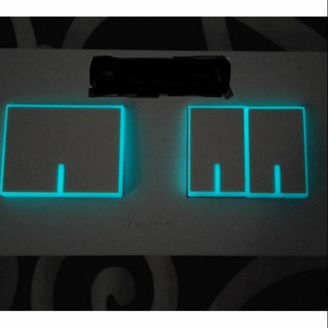 Saklar 3 Tombol 3 Gang Fluorescence Lampu White Series Panasonic