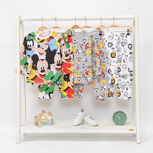 Set Piyama Anak Motif Colorful Mickey PB16