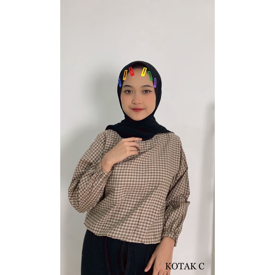 BEFAST - ZFS OOTD Wanita Blouse YOGIE / TINCA TARTAN BLOUSE / OOTD Wanita Pakaian Blouse / Blouse Keluaran Terbaru / Bloue Motif Kotak-Kotak / Hem Blouse Kekiniaan Remaja Wanita / Trendy