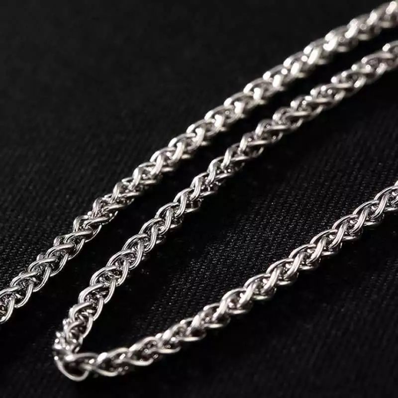 KALUNG TITANIUM PRIA WANITA MODEL HOLO PELINTIR WARNA SILVER STAINLESS STEEL