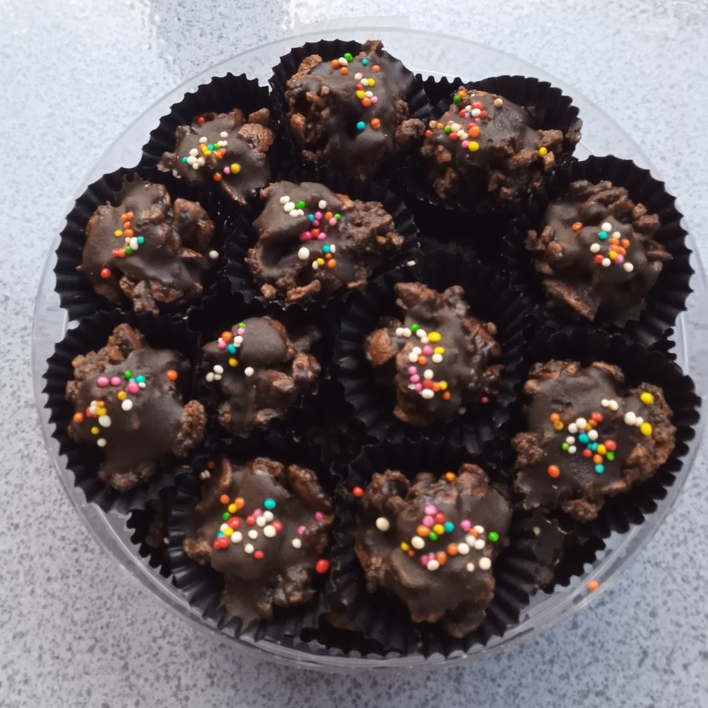 

Kue Lebaran Kekinian Corn Choco - Fresh made by order