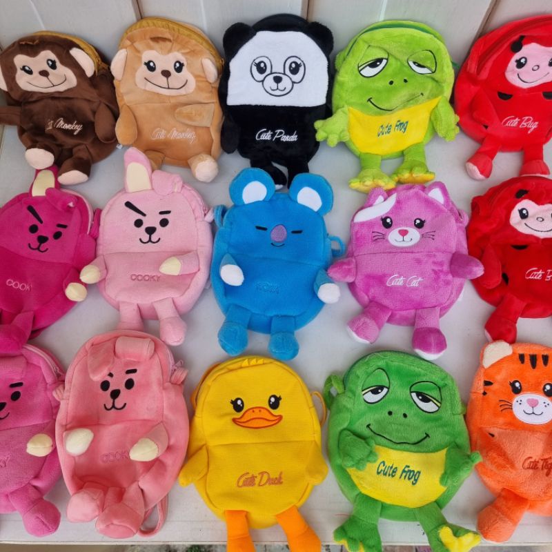 TAS SELEMPANG / SLING BAG BT2 BTS COOKY KOYA CHIMMY AND ANIMALS 17x14x4 CM