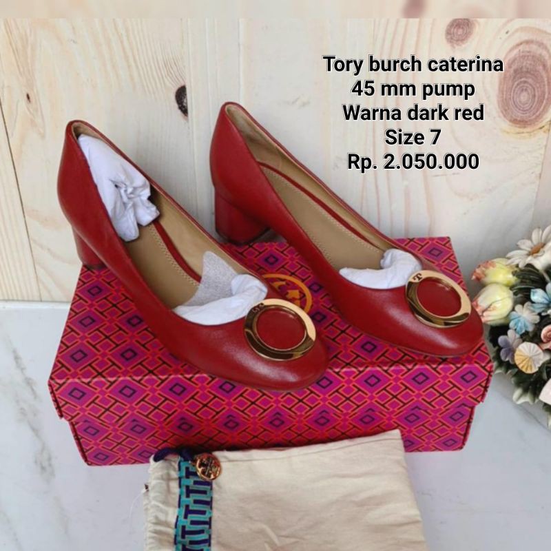 Jual Tory Burch Caterina 45 mm pump dark red | Shopee Indonesia
