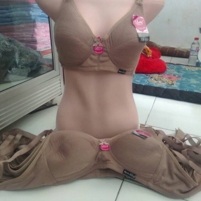 Sport Bra  (kait 3) / BH Sport / Non Busa Non Kawat / Terlaris Murah