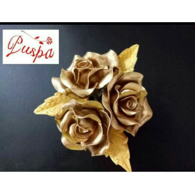 

(136/PRG3) Gumpaste Flower Sugar Flower/Bunga Gumpaste Rose Gold