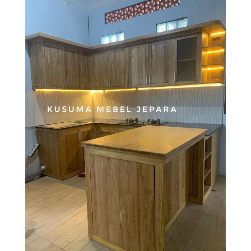 Kitchen Set Model Minimalis Kayu Jati (Panjang 250cm, Lebar 150cm)