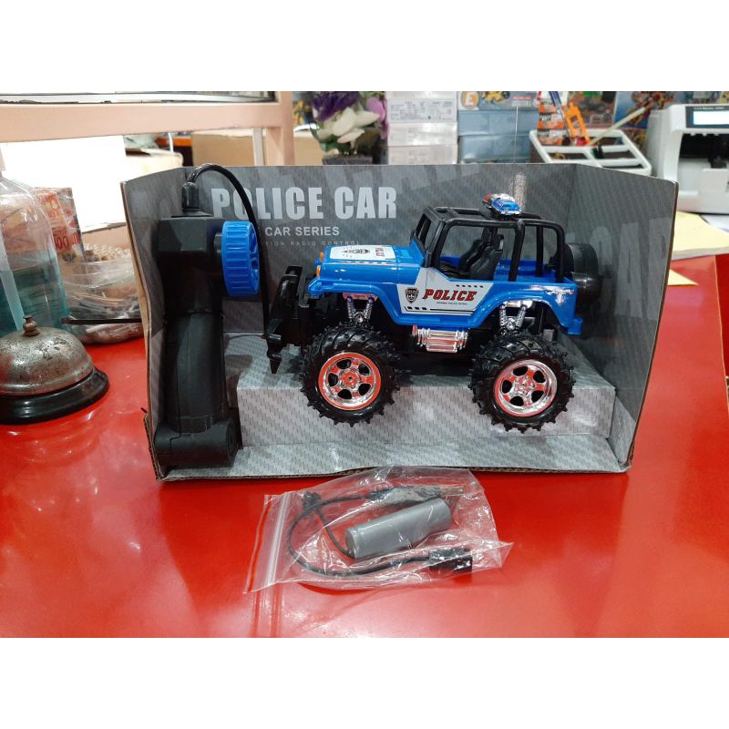 mobil remot police jip cas 2 dus