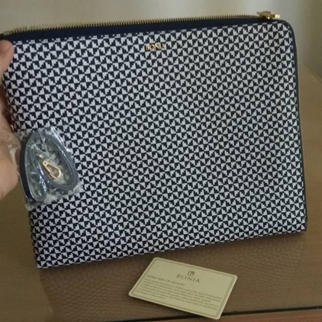 Clutch Bonia Original Authentic