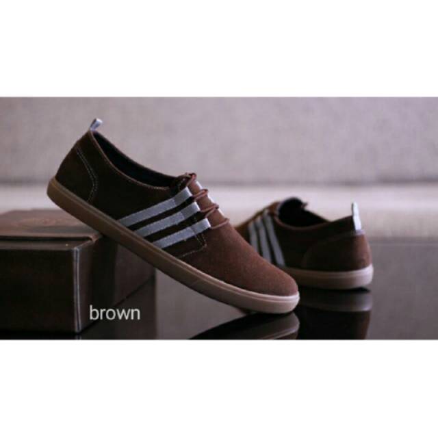 Sepatu Adidas Slop Slip On Casual Pria Kulit Suede