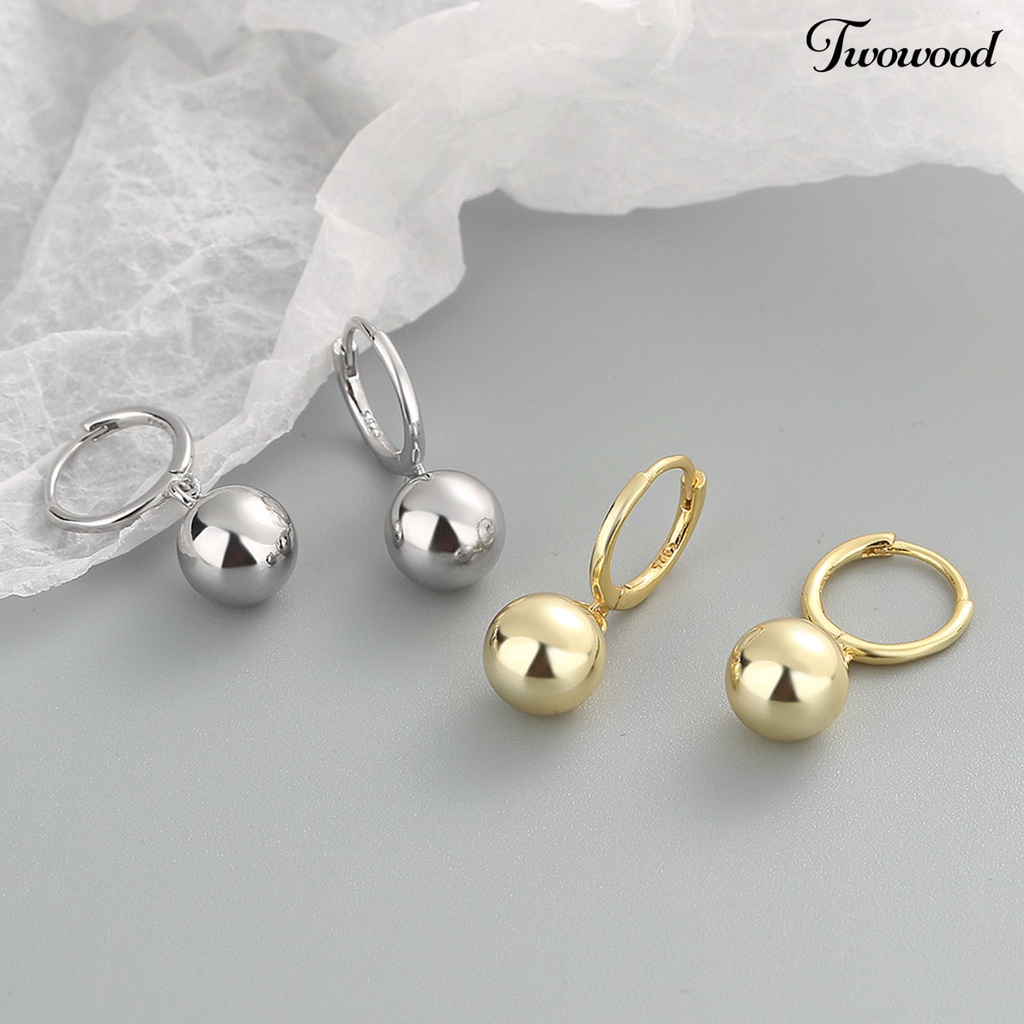 1 Pasang Anting Hoop Liontin Bola Menjuntai Warna Solid Untuk Hadiah Ulang Tahun Wanita